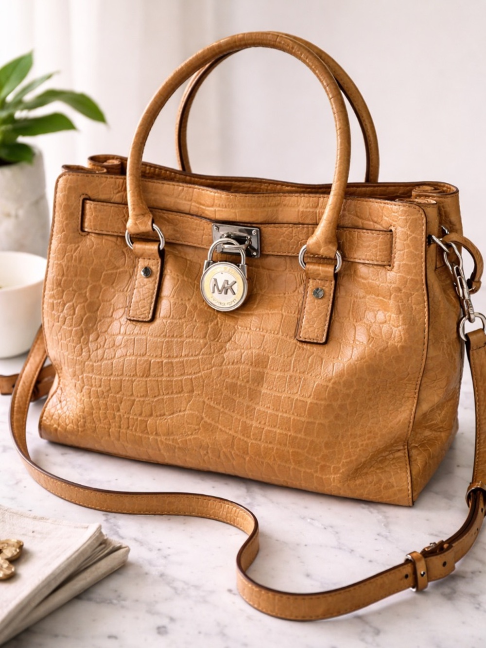 Michael Kors Croc Embossed Leather Satchel Tan Camel Lock Charm Large Tote GUC